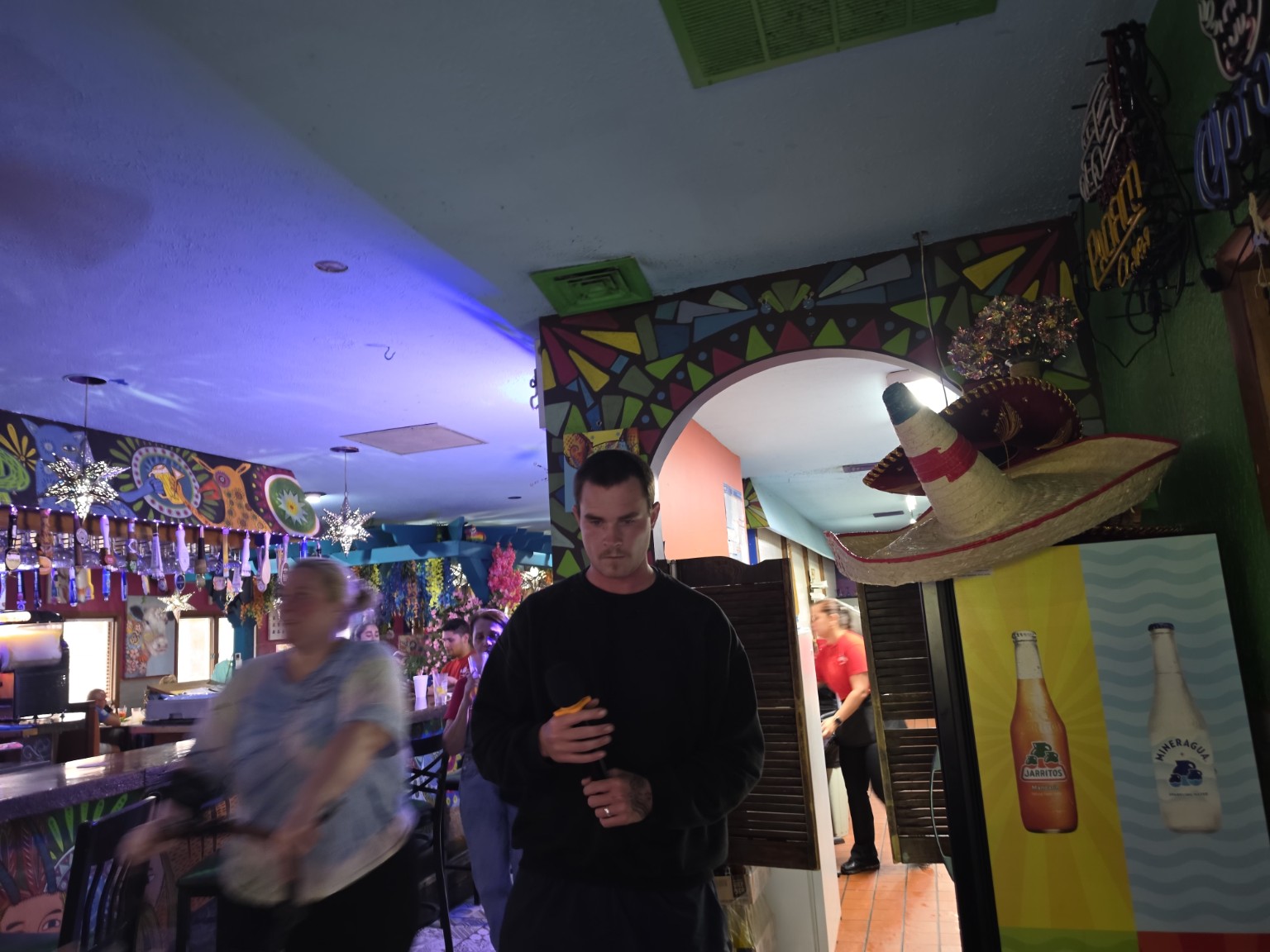 Solo karaoke performance at Los Cabos